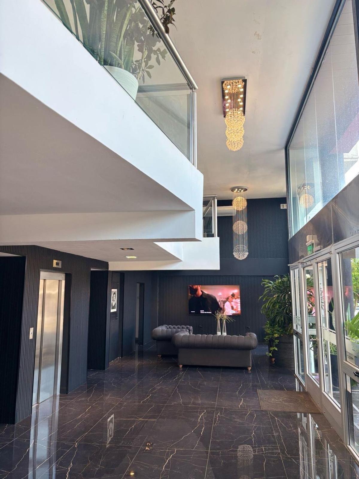 La Gioconda Apartahotel